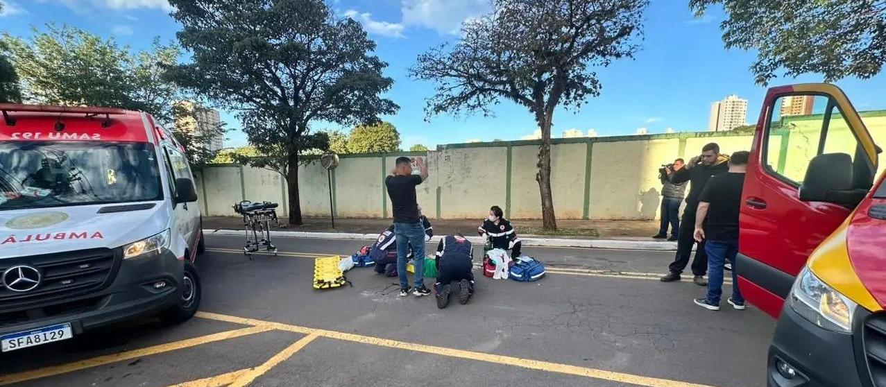 Homem é atropelado por Biz em Maringá e fica em estado grave