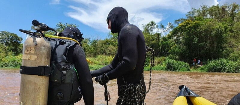 Bombeiros encontram o corpo da jovem de 20 anos que se afogou no Rio Pirapó