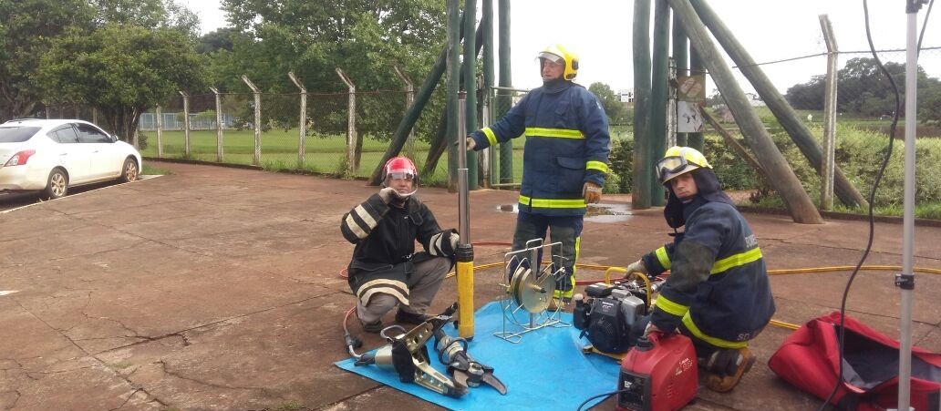 Corpo de Bombeiros realiza ações em público