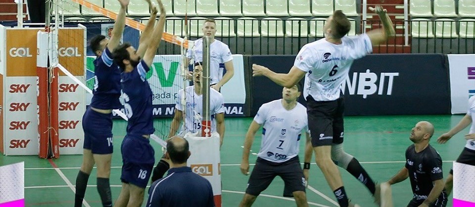 Denk Maringá enfrenta o Foz do Iguaçu na semifinal