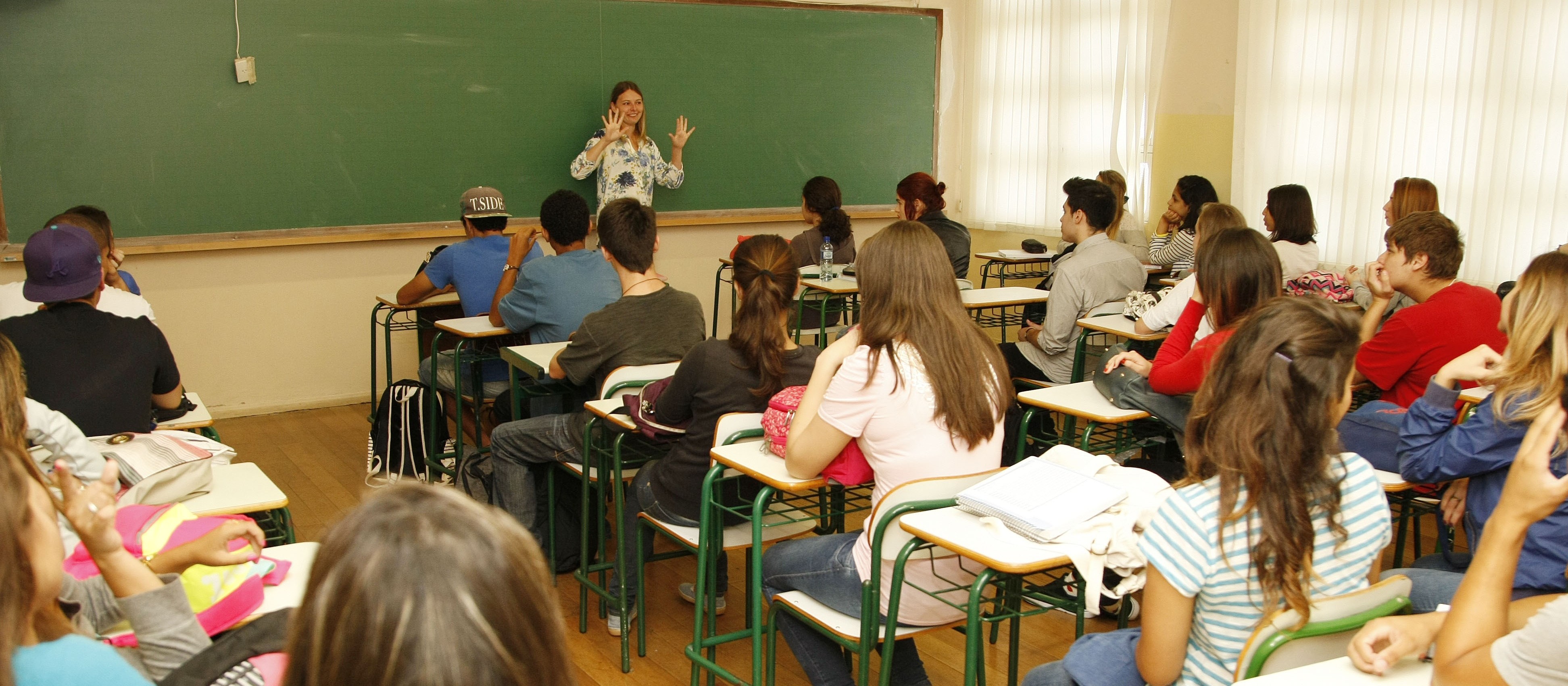 Professores falam sobre o volta às aulas