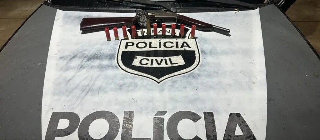 Itens de cunho nazista são apreendidos pela Polícia Civil de Maringá