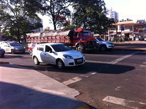 Para comerciantes, movimento na Avenida Colombo melhorou muito neste último mês após a inauguração do Contorno Norte