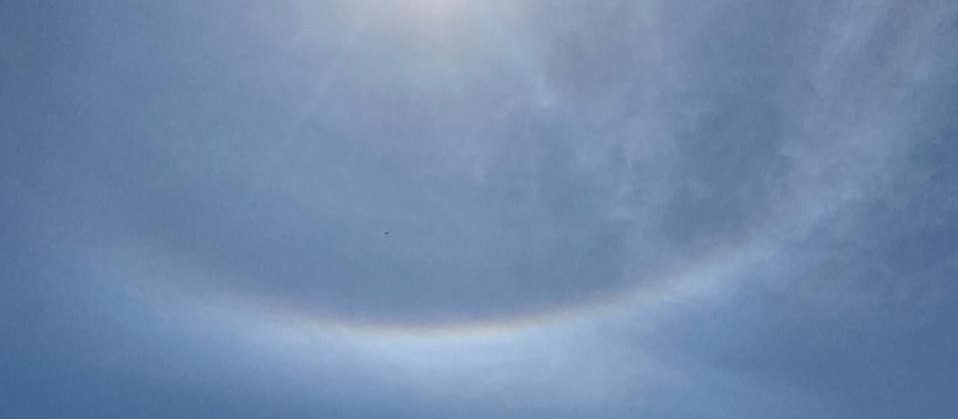 Círculo em volta do sol chama a atenção em Maringá; saiba o que é