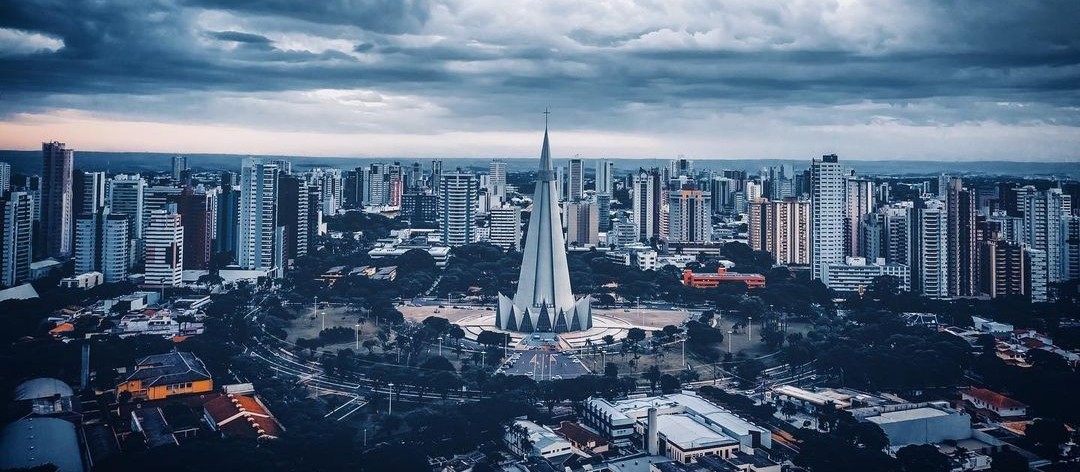 Segunda-feira (12) começa com chuva e temperaturas mais amenas em Maringá