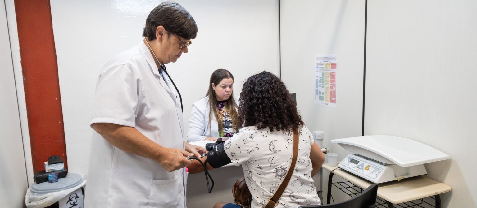 Apucarana pede inclusão em lista de cidades que vão receber vacina contra a dengue