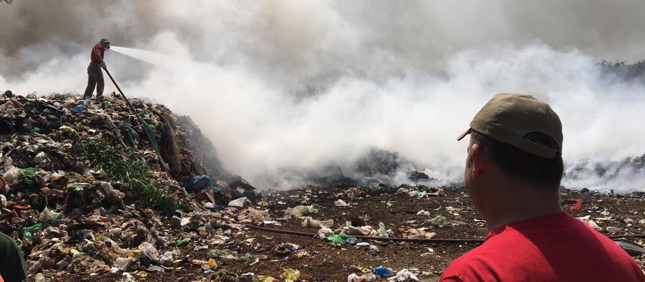 Cooperativa de recicláveis pega fogo