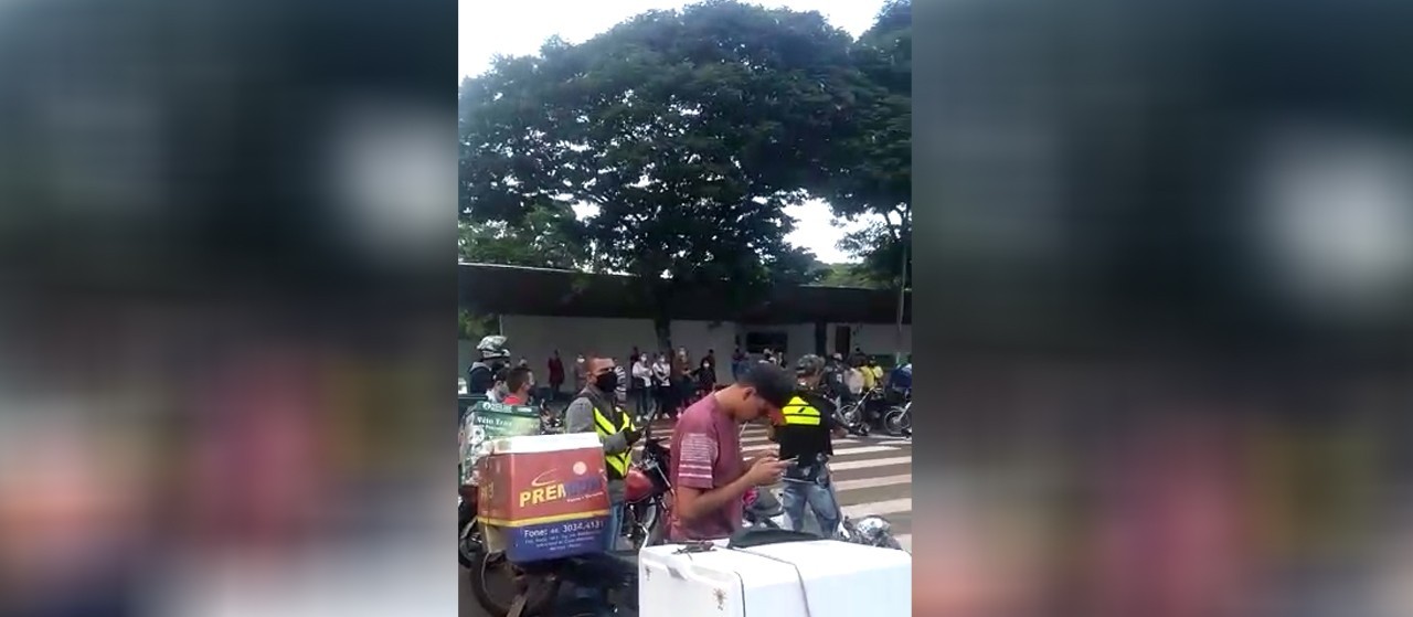 Motociclistas fazem ato em Maringá