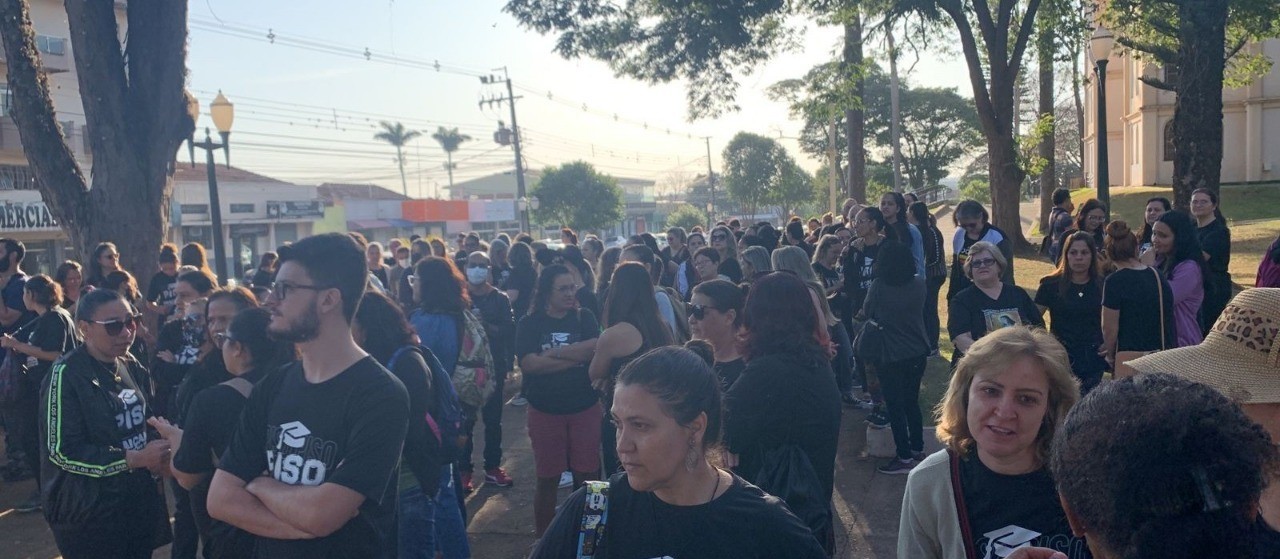 Professores de Paiçandu entram em greve nessa quarta-feira (31) 