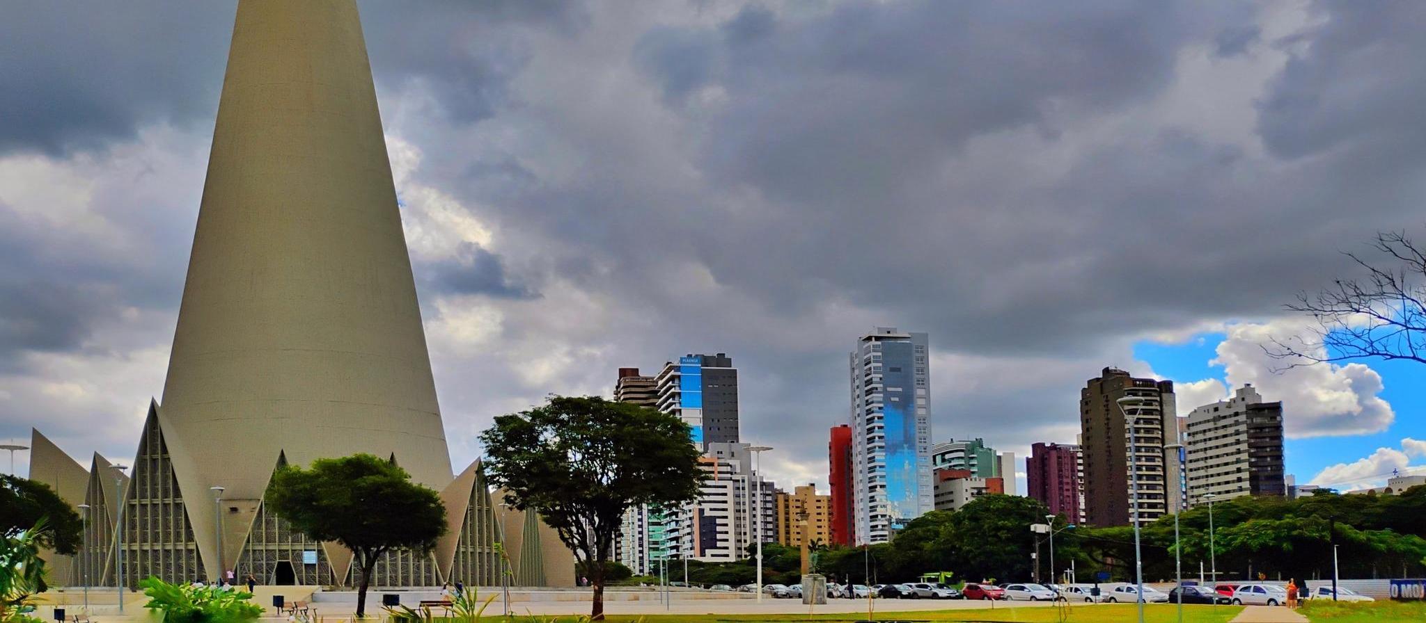 Terça-feira (23) será de calor e tempo instável em Maringá