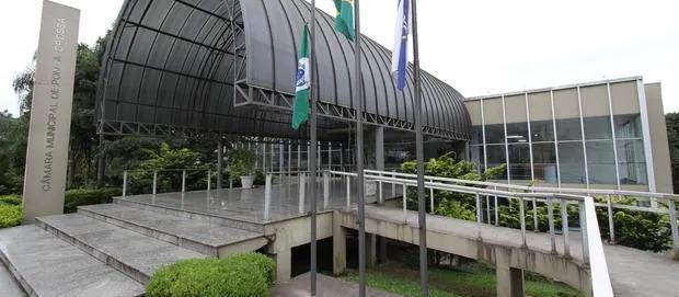 Vereador é processado por ofensas à secretária municipal de Ponta Grossa