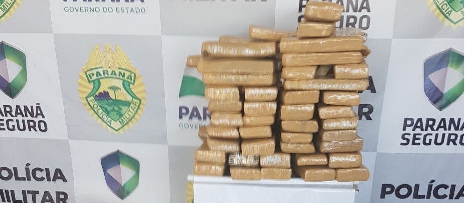 PRE apreende 142 kg de maconha na PR-323