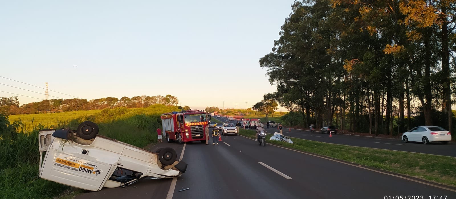 Vídeo: quatro pessoas ficam feridas em acidente na BR-376