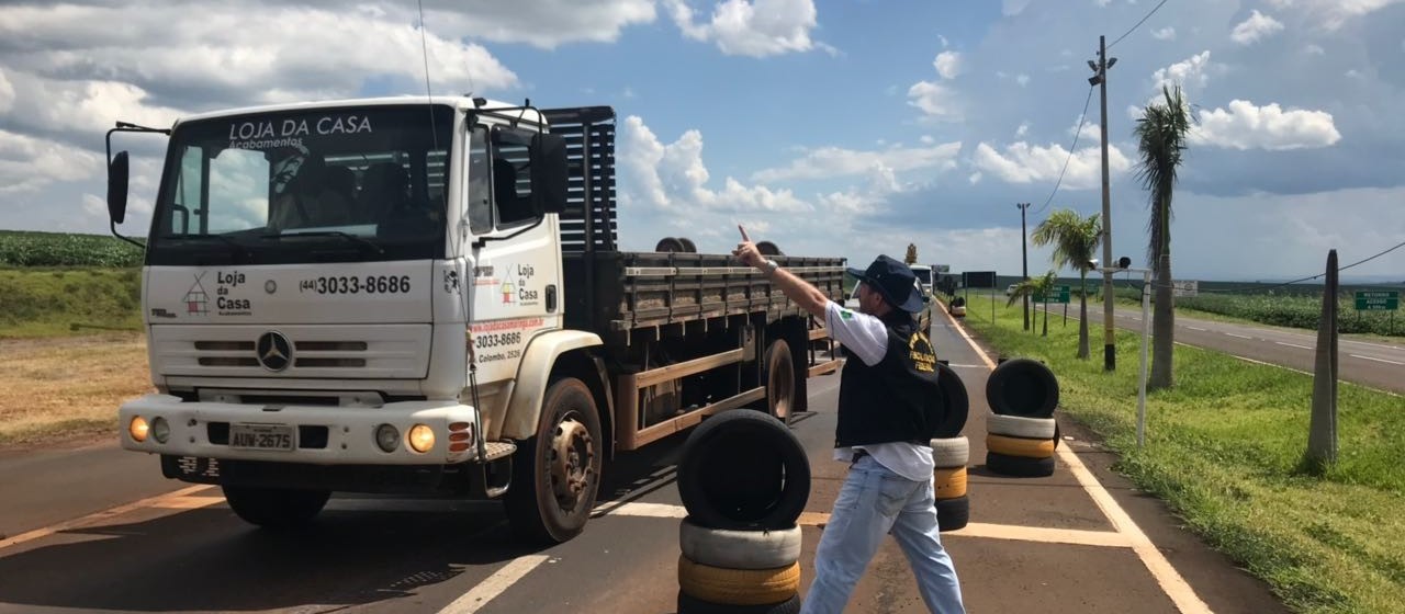 24 motoristas são autuados durante fiscalização de tacógrafos