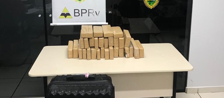 PRE apreende mais de 29 quilos de maconha em Floresta 