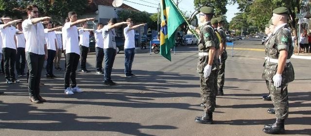 Juramento à bandeira nacional será em 18 de outubro