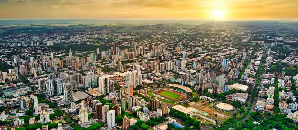 Comércio de rua, shoppings, prefeitura… o que abre e fecha no carnaval em Maringá?