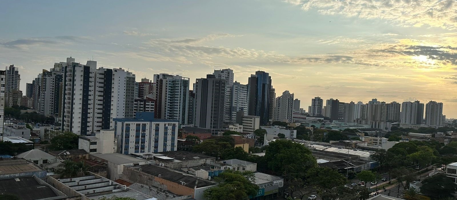 Segunda-feira (4) será quente e com possibilidade de chuva fraca em Maringá