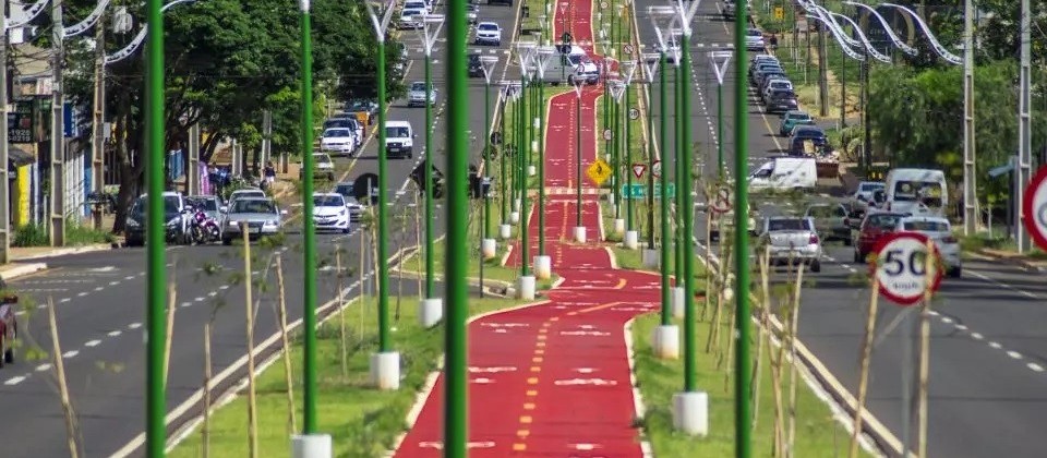 Novo decreto em vigor: Saiba o que abre neste sábado e domingo em Maringá