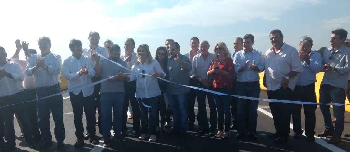 Ponte sobre o Rio Ivaí, entre Floresta e Engenheiro Beltrão, é inaugurada