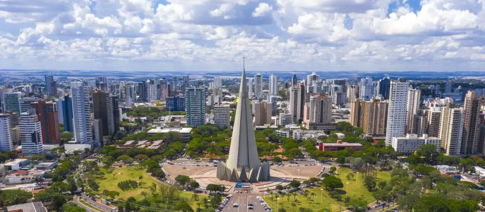 Feriado altera funcionamento de serviços públicos em Maringá