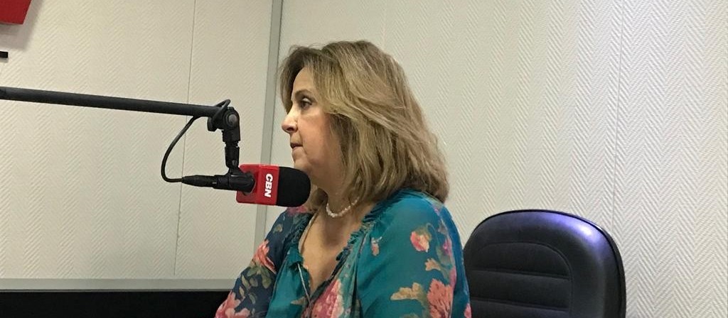 Primeira mulher a assumir presidência, advogada fala sobre projetos