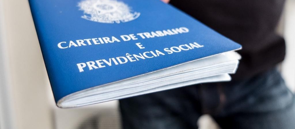 Entenda a norma que permite redução de jornada e salário em até 70%