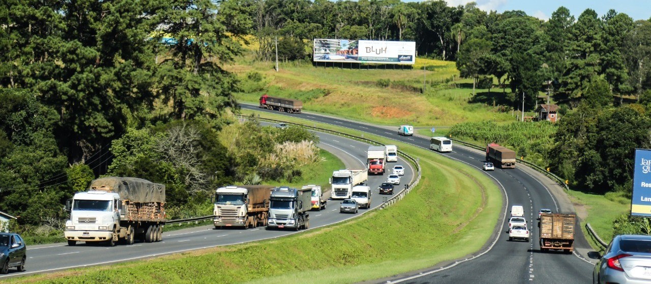 Paraná lança 0800 para atendimentos de ocorrências em rodovias do Anel de Integração