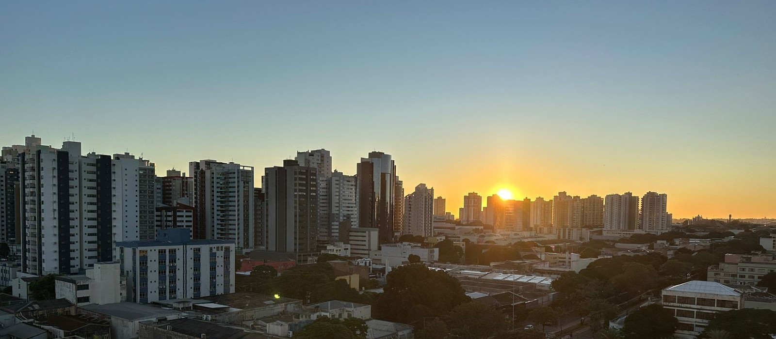 Temperaturas seguem amenas em Maringá; não há chuva prevista