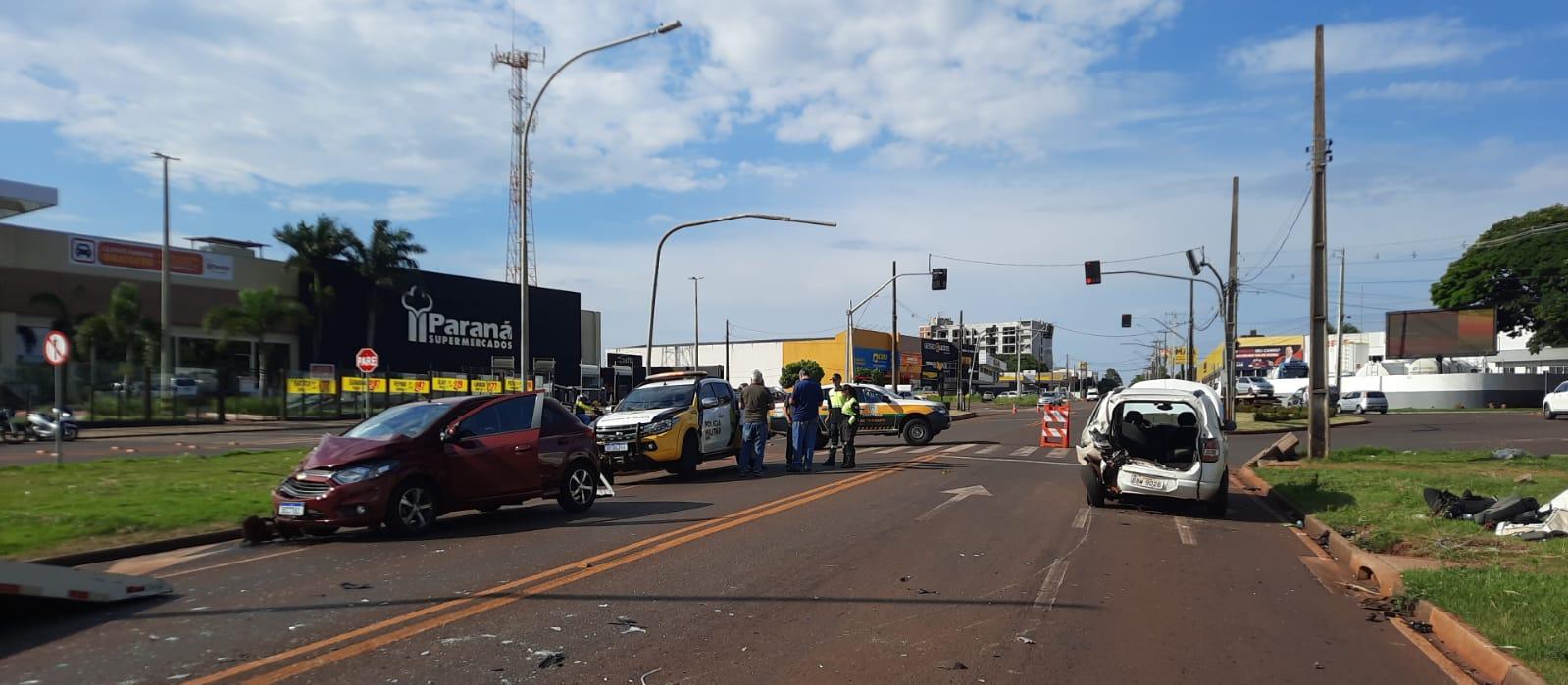 Pacientes que iam para a hemodiálise sofrem acidente na PR-840