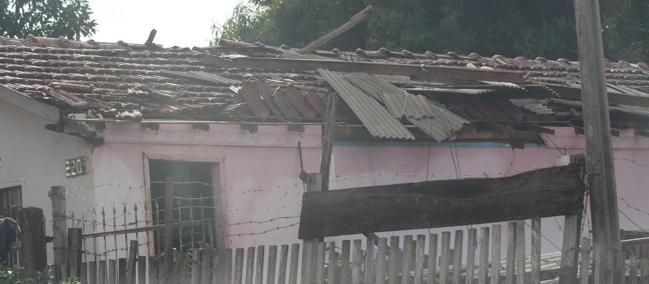Moradores de Mariluz relatam minitornados durante temporal
