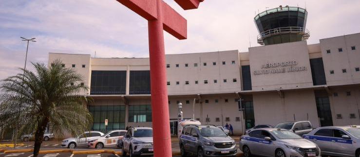 Liberação de cargas no “porto seco” de Maringá leva menos de 48 horas