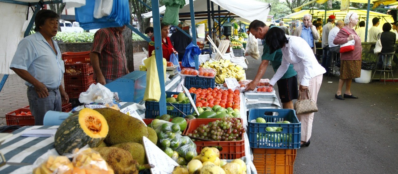 Feira do Produtor começa a oferecer drive-thru