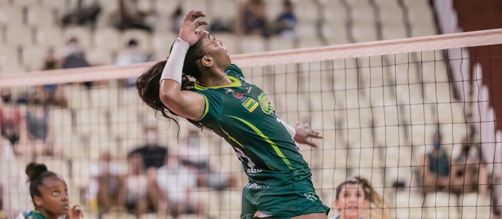 Visando embalar na Superliga Feminina, Unilife Maringá recebe o Fluminense