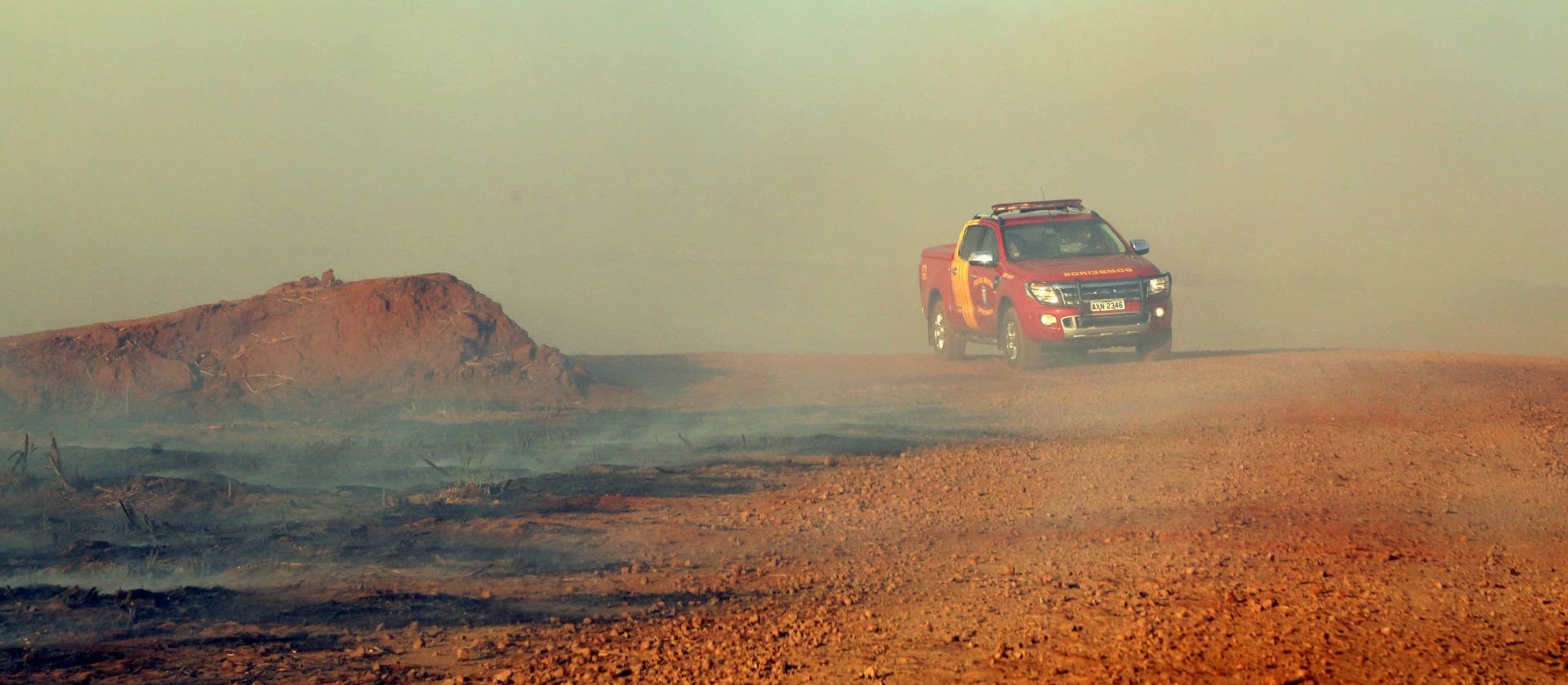 Seca e geada acendem alerta de incêndios no Paraná