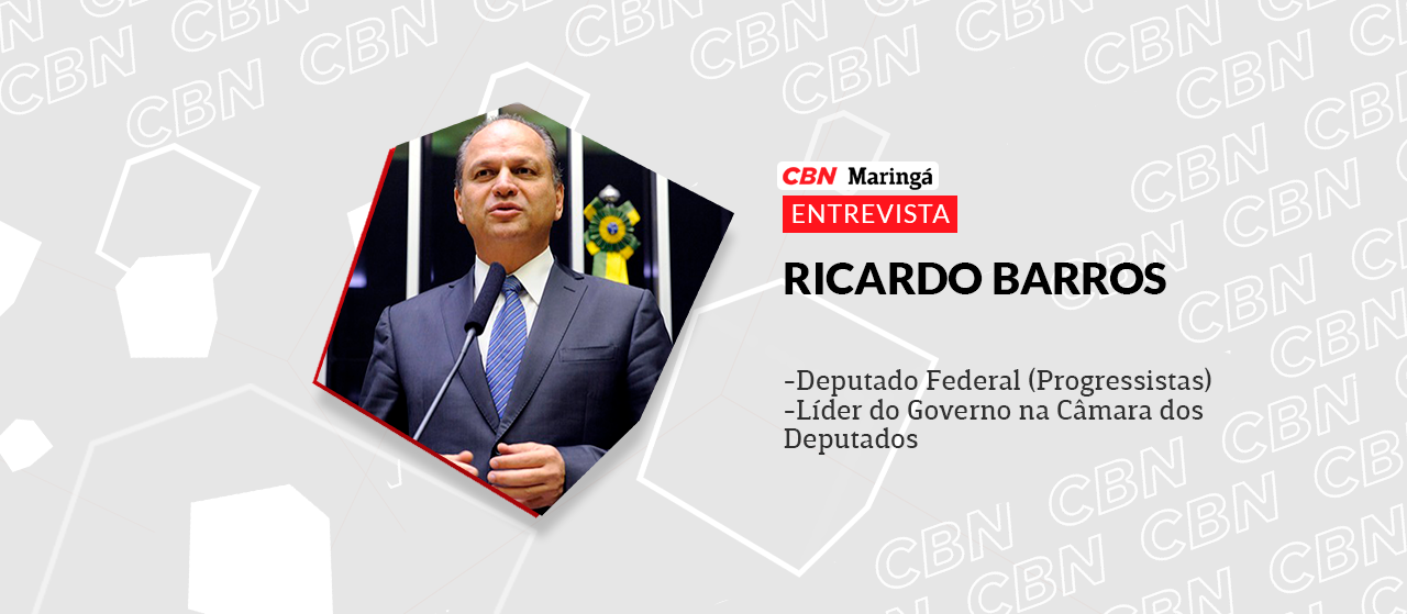 Líder do governo critica e ironiza oposição