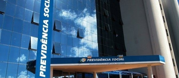 Após greve, médicos peritos do INSS retomam atendimento nesta segunda (23) 