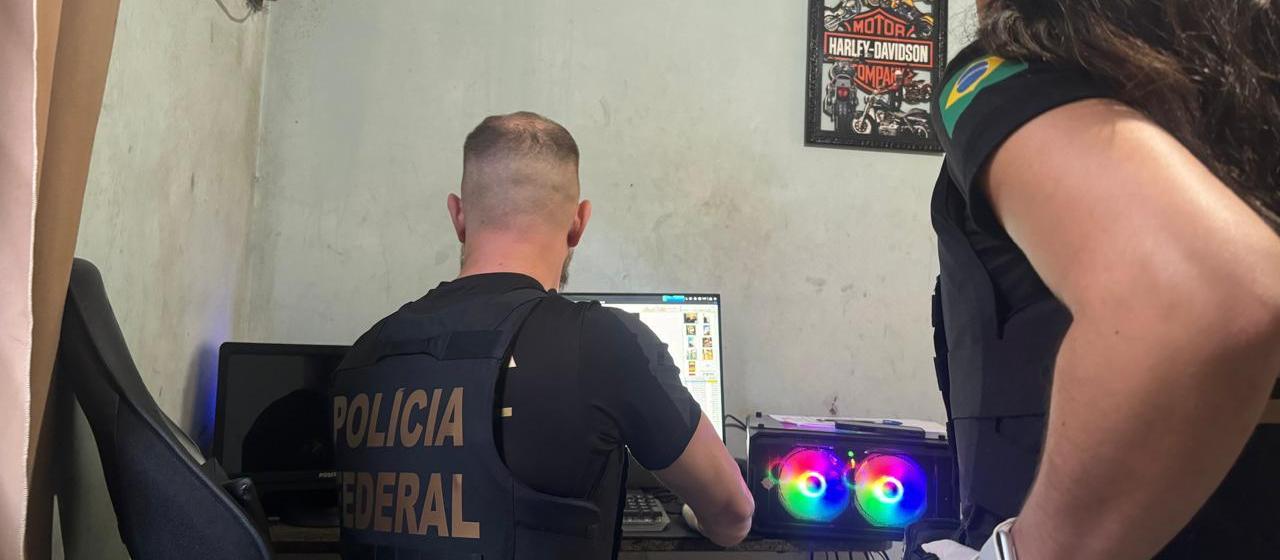 PF cumpre mandados de busca e prende suspeito de armazenar imagens de abuso infantojuvenil