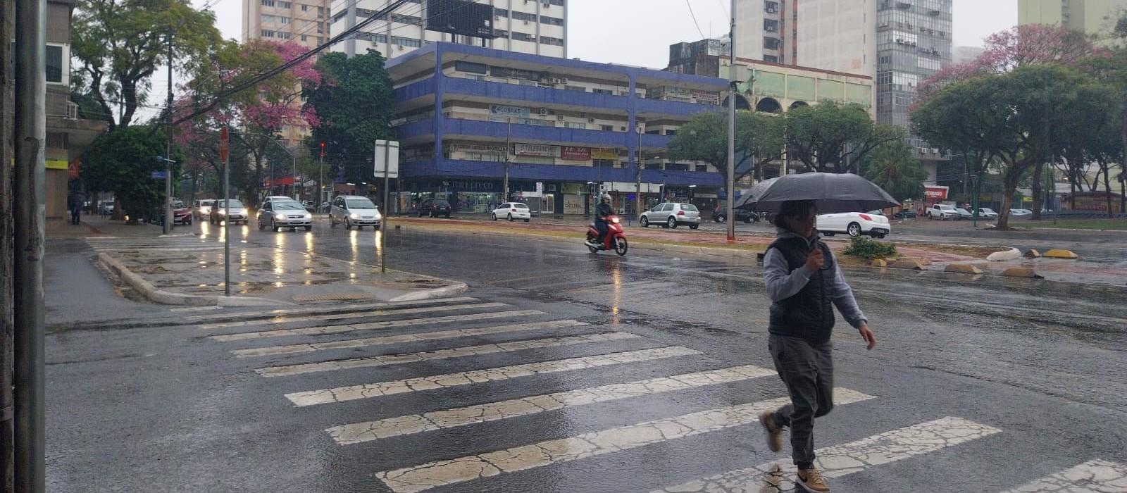 Quarta-feira (28) em Maringá terá manhã chuvosa e noite fria; confira previsão