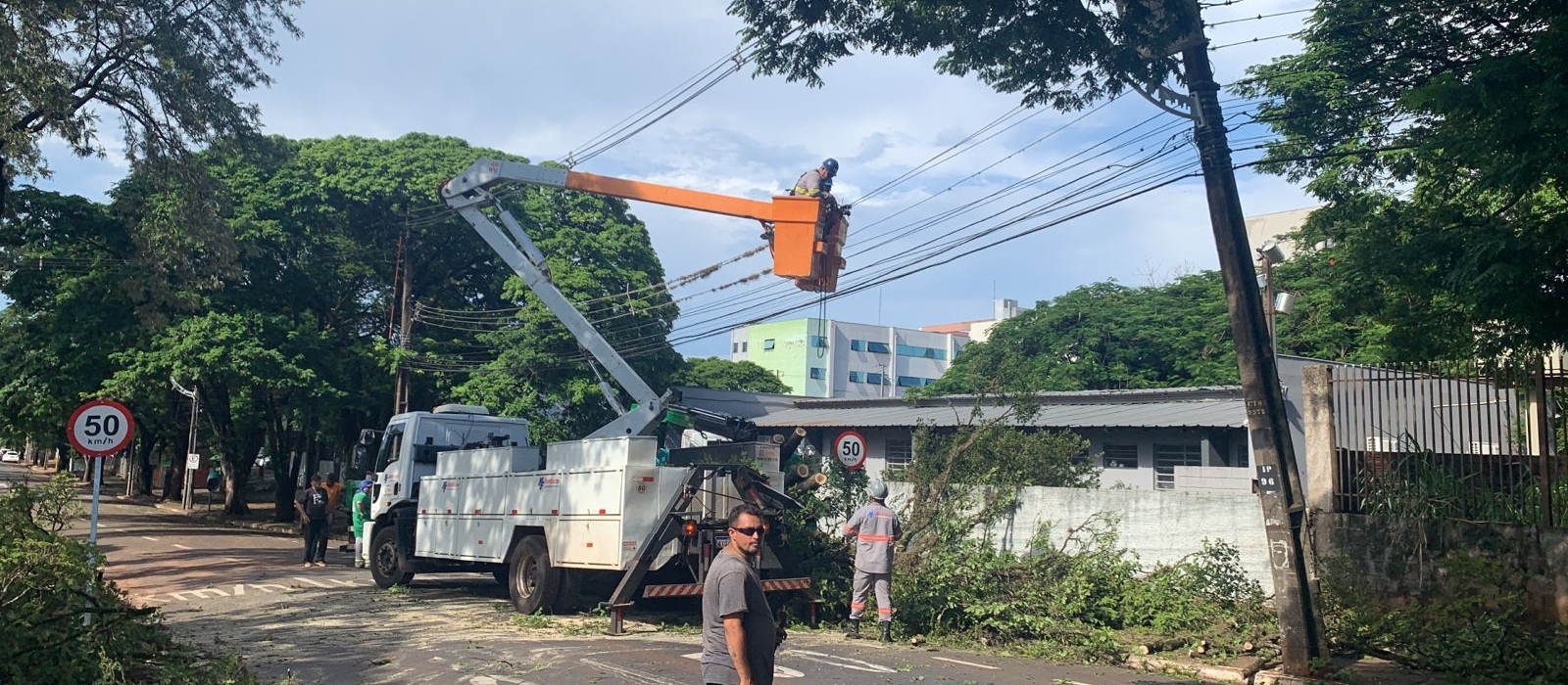 Temporal causa transtornos para moradores da região do Mandacaru