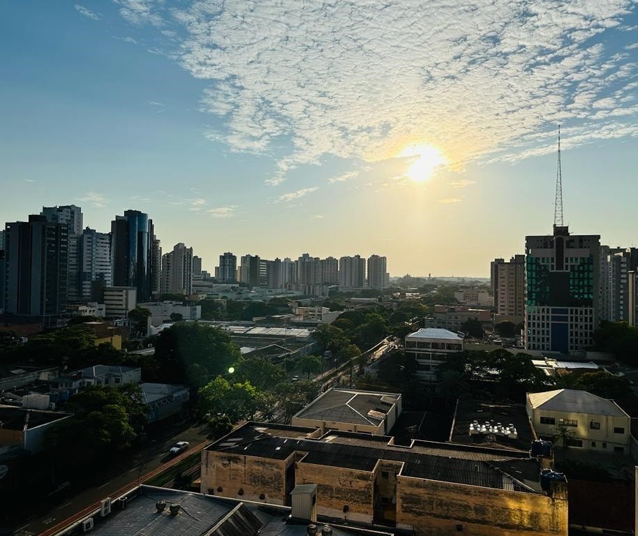 Quinta-feira (21) será de calor intenso em Maringá