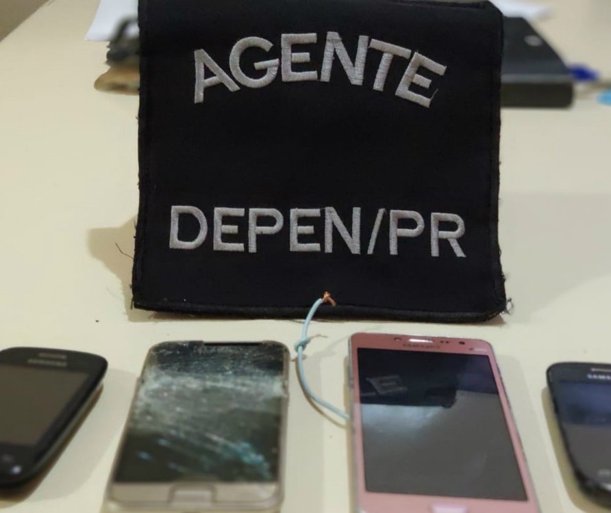 Após “live” da cadeia, quatro celulares são retirados de presas