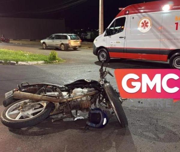 Carro avança preferencial e deixa motociclista em estado grave em Maringá