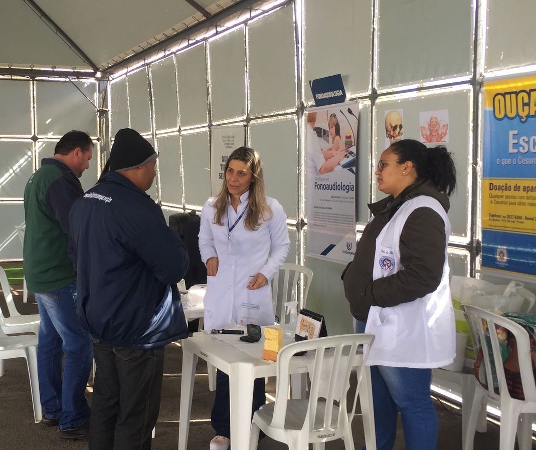 Evento para caminhoneiros orienta sobre saúde