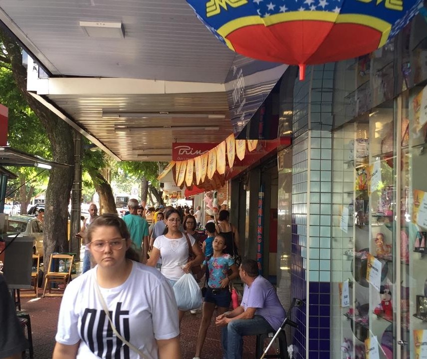 Domingo de passeio e de ‘Maringá Liquida’ na cidade