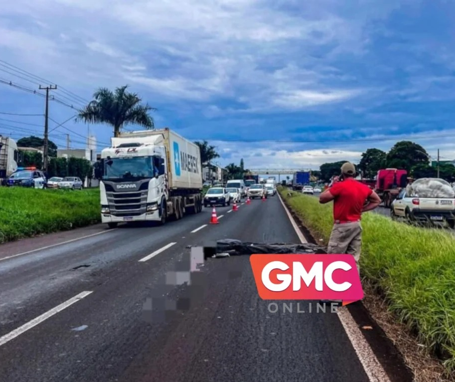 Homem morre após ser atropelado por carreta na BR-376, em Sarandi