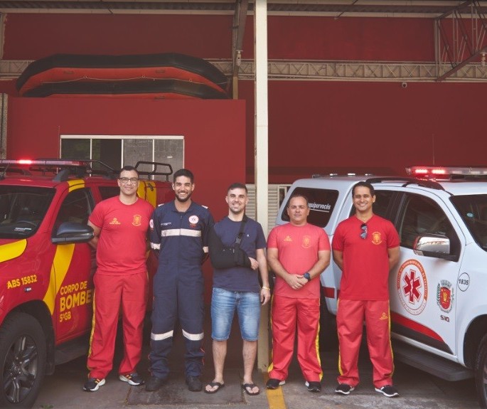 Jovem que ficou em coma após acidente se recupera e vai agradecer socorristas