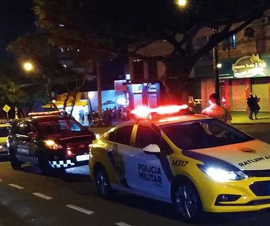 Maringá: Operação é realizada para combater aglomeração de pessoas na Av. Petrônio Portela