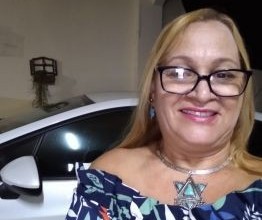 Professora de escola municipal de Maringá morre por complicações da Covid-19