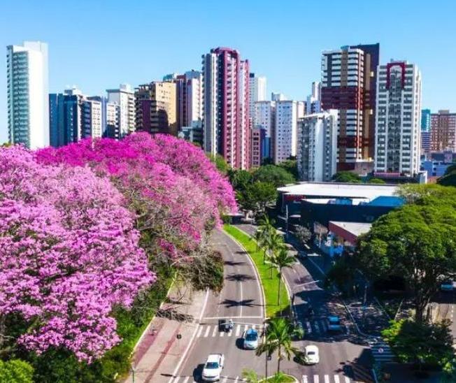 Domingo (28) com previsão de chuva para Maringá